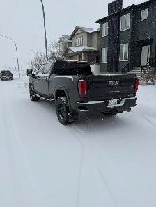 2022 GMC 3500 AT4 Duramax - Photo 2