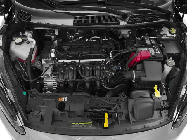 2015 Ford Fiesta - Photo 9