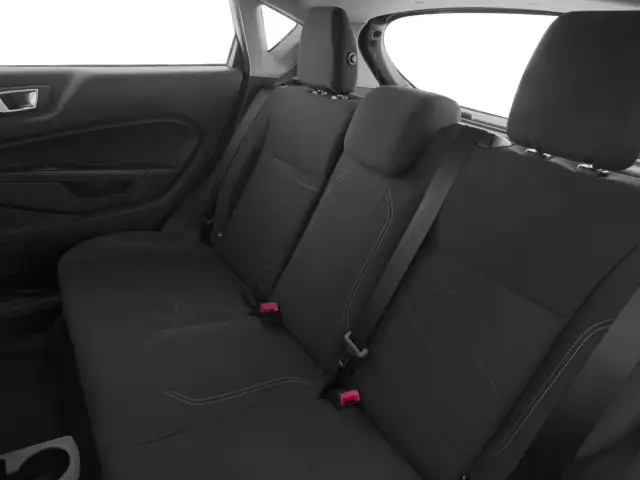 2015 Ford Fiesta - Photo 10