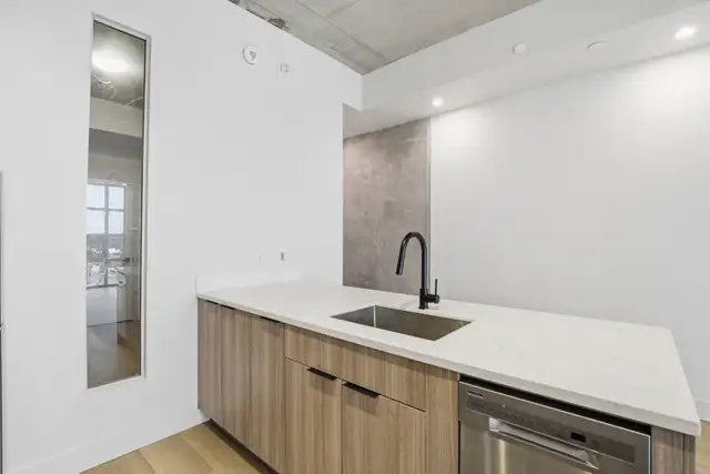 Beautiful, Modern, Corktown 1 Bed Apartment - The Chelsea - Photo 26