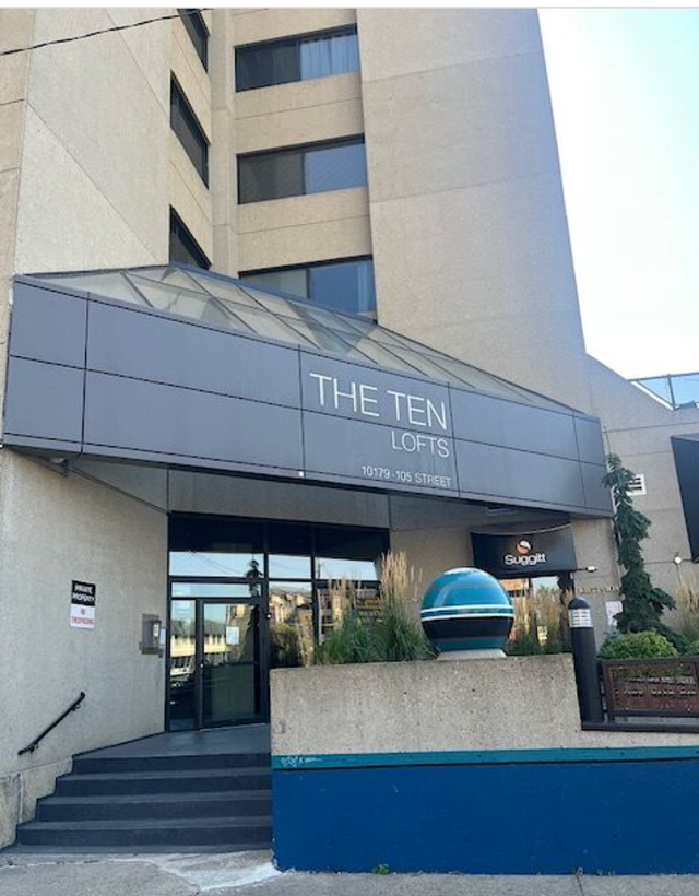 Furnished Penthouse Loft – Downtown Edmonton