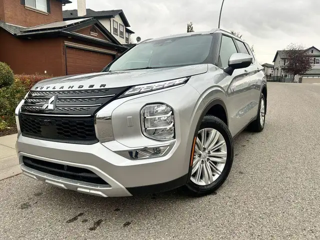 2024 Mitsubishi Outlander Plug-In LE S-AWC