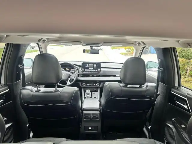 2024 Mitsubishi Outlander Plug-In LE S-AWC - Photo 7