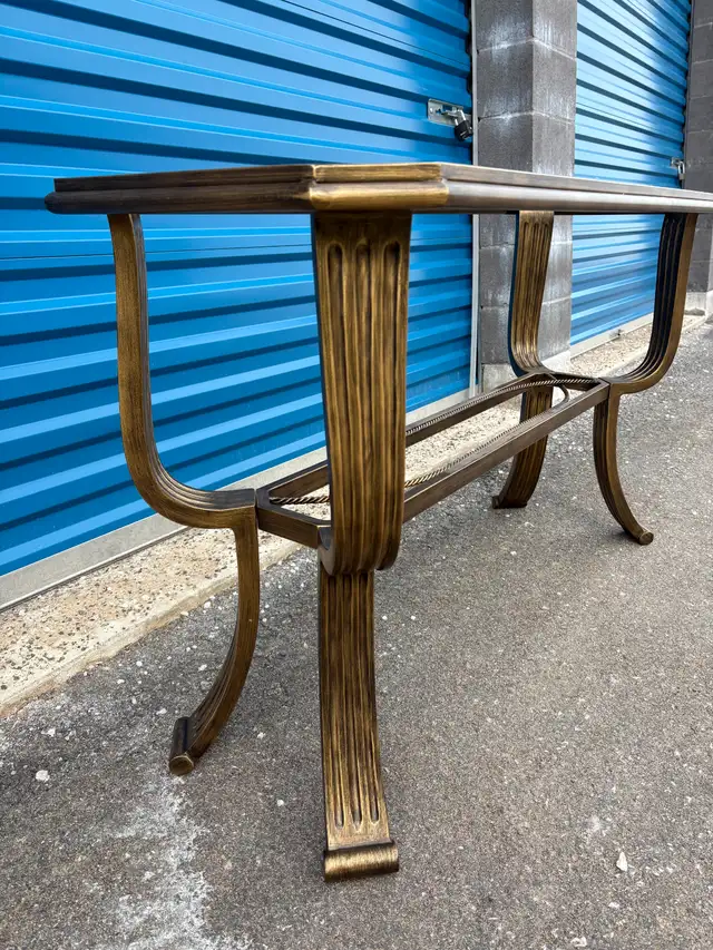 Stunning Sofa Table / Stand - Photo 4