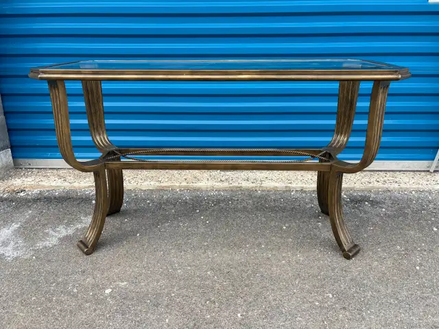 Stunning Sofa Table / Stand - Photo 10