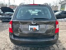 2009 Kia Rondo EX - Photo 4