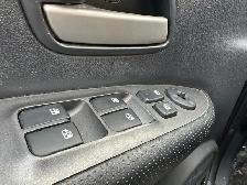 2009 Kia Rondo EX - Photo 14