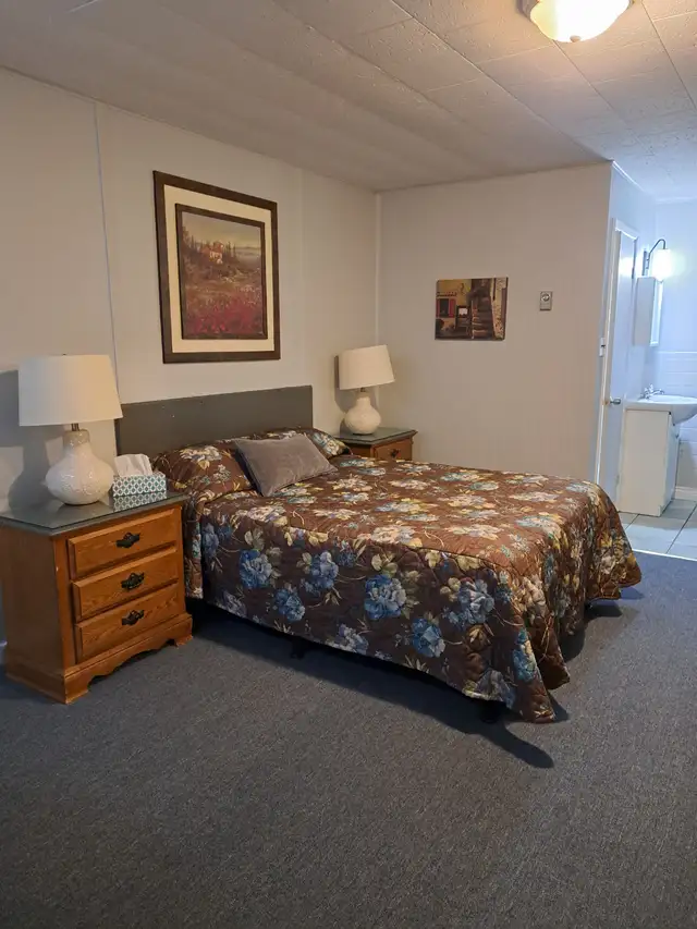 Now Booking to rent at Skyline Campus inn - Photo 16