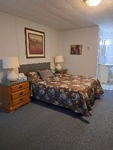 Now Booking to rent at Skyline Campus inn - Photo 16