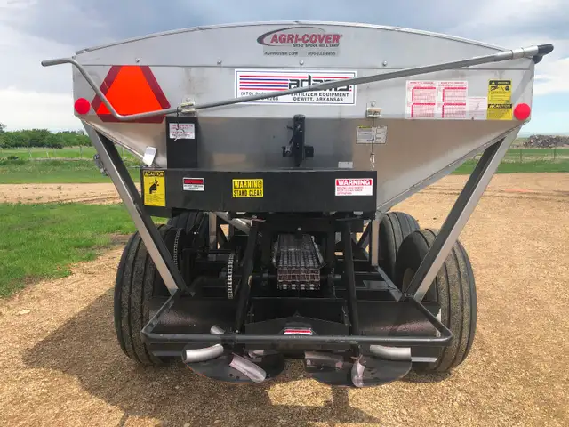 Fertilizer Spreader for sale - Photo 2