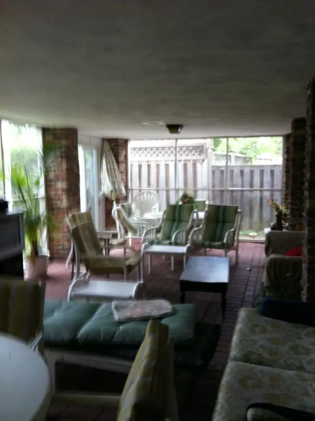 QUALITY 2 BDRM APT.  FOR 2 TRENT STUDENTS TO SHARE  - ALL INC. - Photo 7