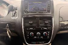 2016 Dodge Grand Caravan SXT - 7 Passenger - Photo 22