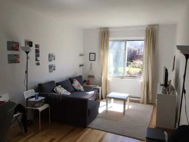 Grand 3 1/2 Metro Cote Saint-Catherine