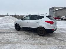 2011 HYUNDAI TUCSON AWD SAFETIED - Photo 8