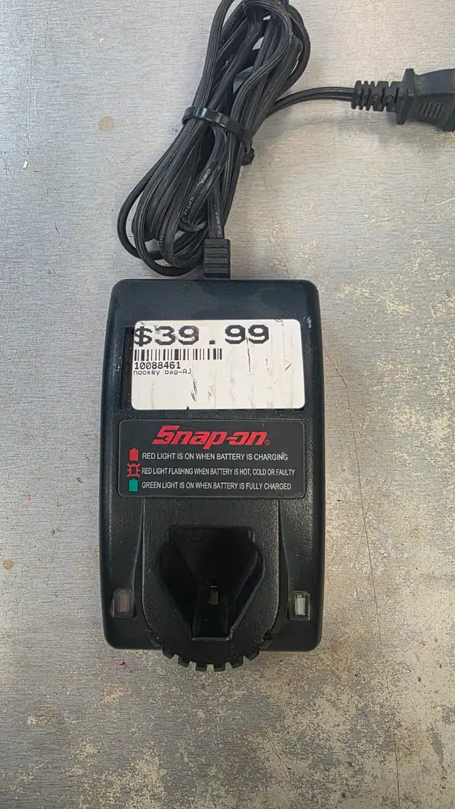 Snap-On 7.2v Class 2 Battery Charger - CTC572