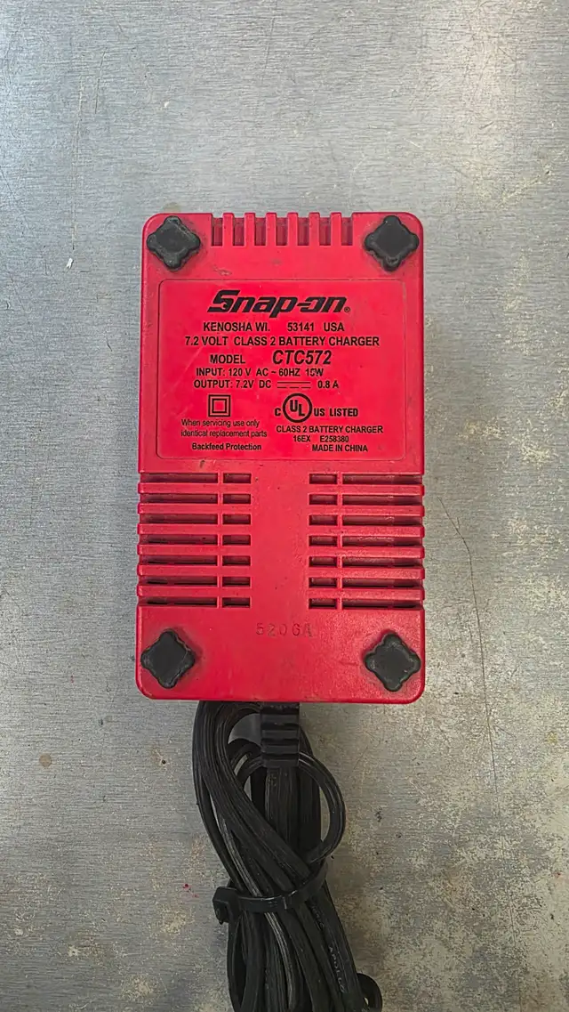 Snap-On 7.2v Class 2 Battery Charger - CTC572 - Photo 2