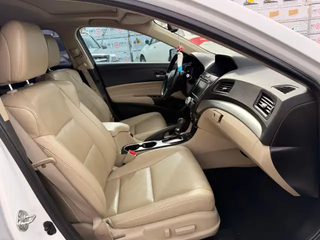2017 Acura ILX Premium : Very Well Serviced - Photo 12