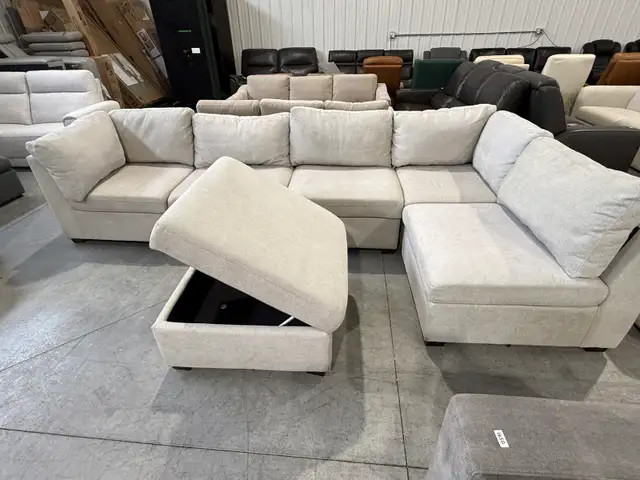 6 piece modular sectional with power footrests