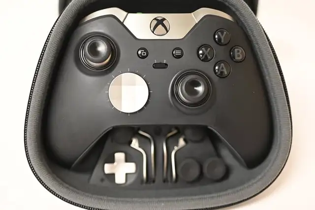 Xbox Elite Wireless Controller Series 1 in Black Model 1698 USED - Photo 9