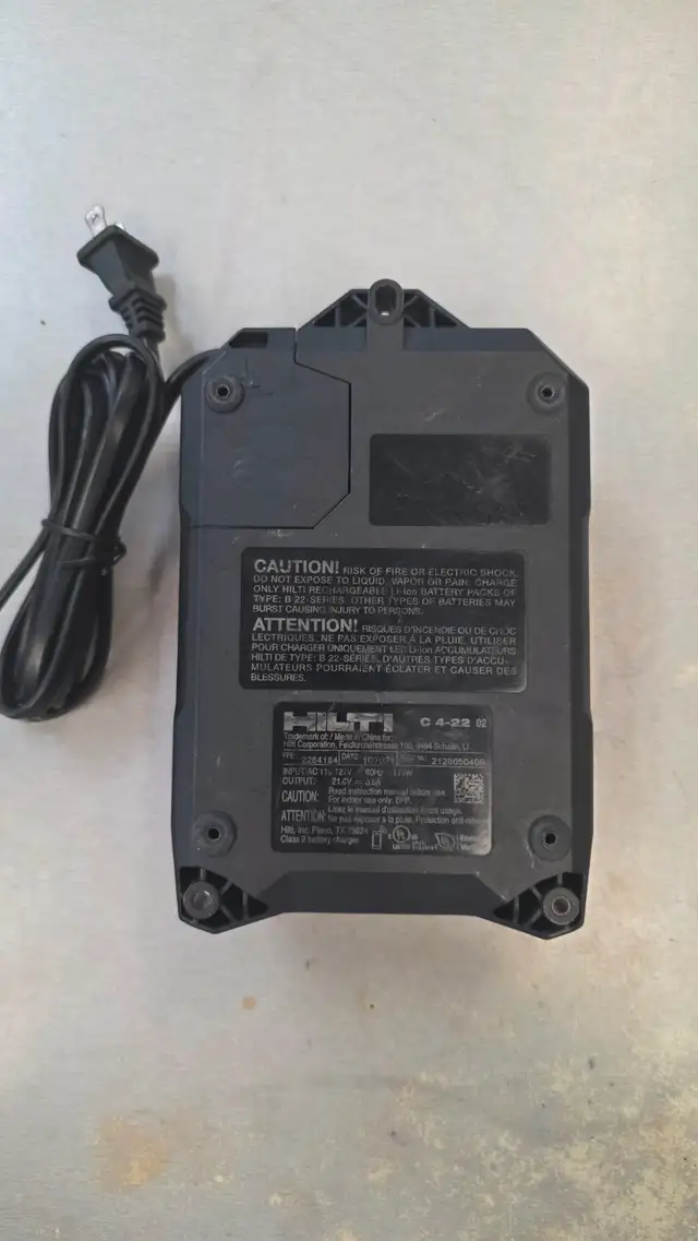 Compact Charger for all Hilti Nuron Batteries - Photo 2