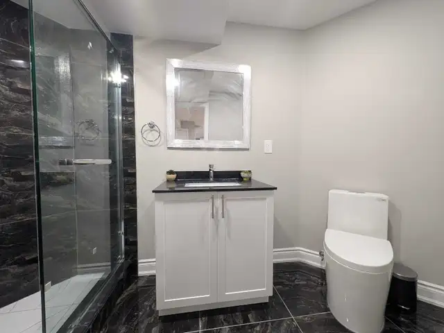March 5 to 15, Private room for rent in Mississauga - Photo 4