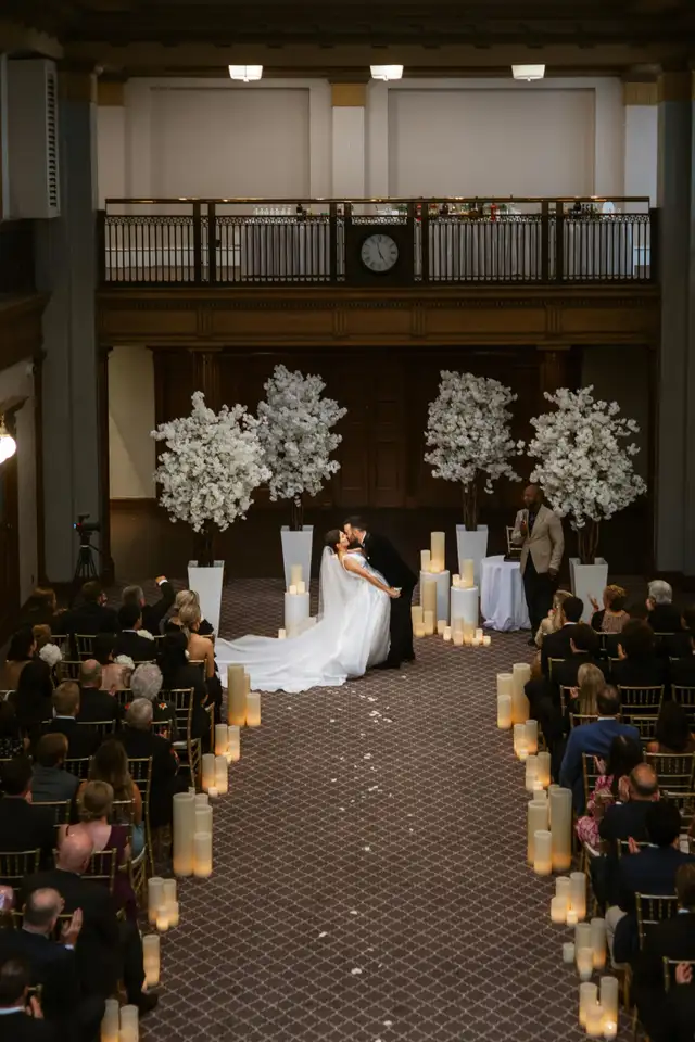 Toronto Wedding Flowers | Bouquets, Arches & Backdrops | GTA - Photo 3