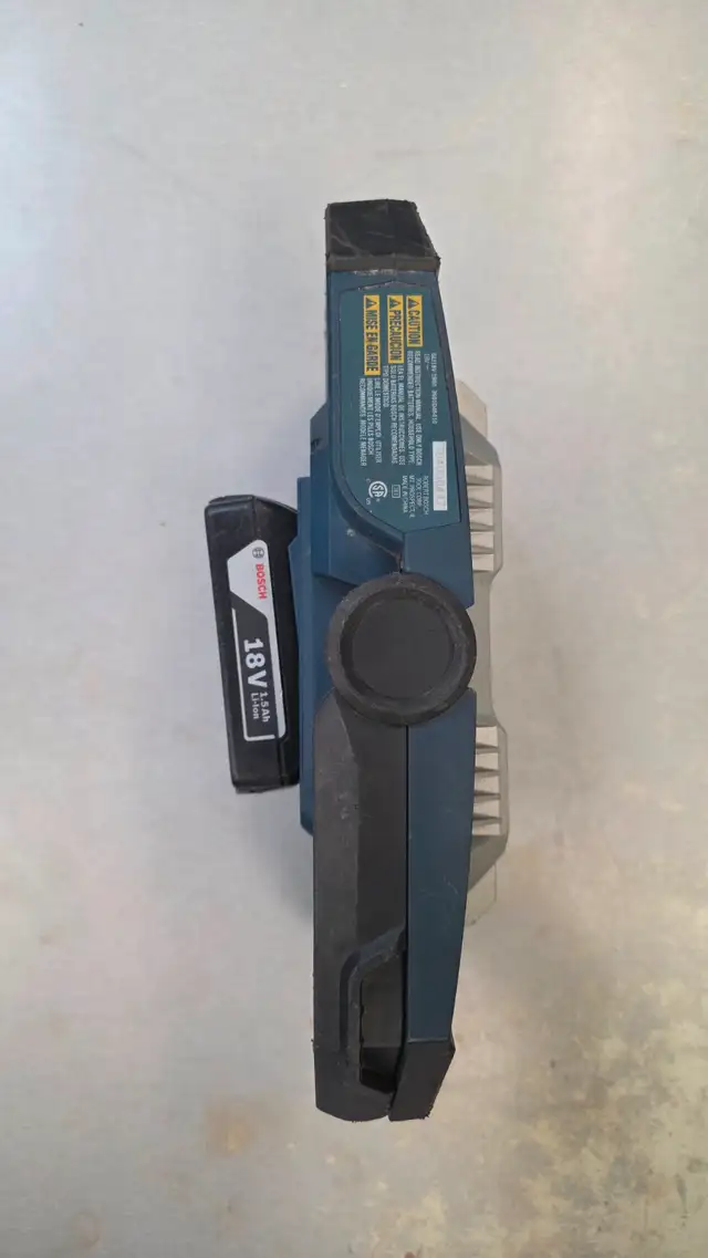 BOSCH 18V LED Floodlight - Photo 3