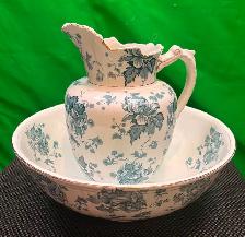 Handmade ceramic wash set.