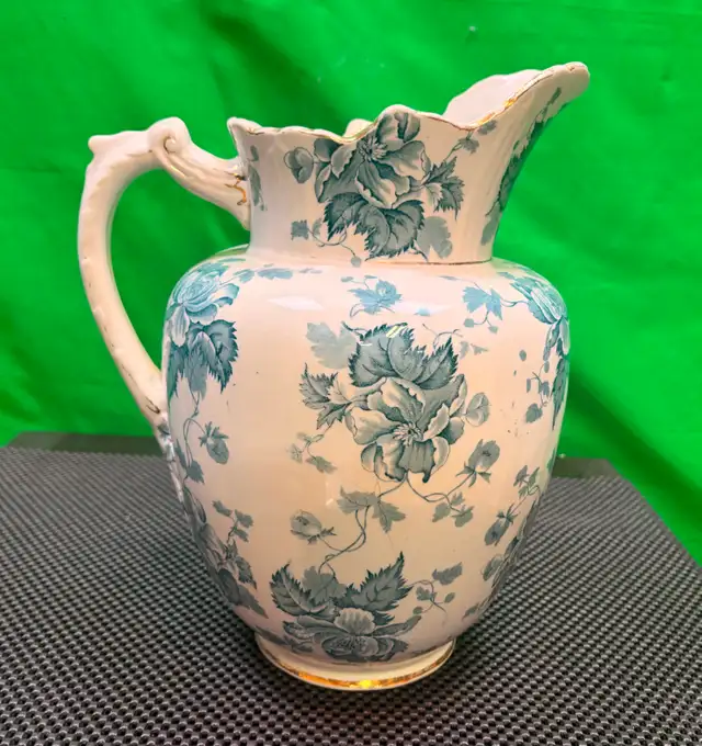 Handmade ceramic wash set. - Photo 4