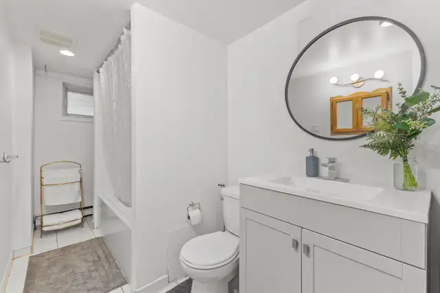 CLEAN NEW RENOVATED 3 1/2 - Photo 6