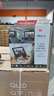 9' DUAL SCREEN PORTABLE DVD PLAYER