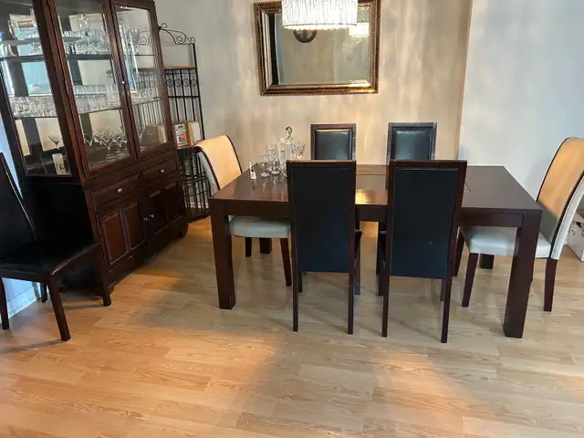 Nice dining room set