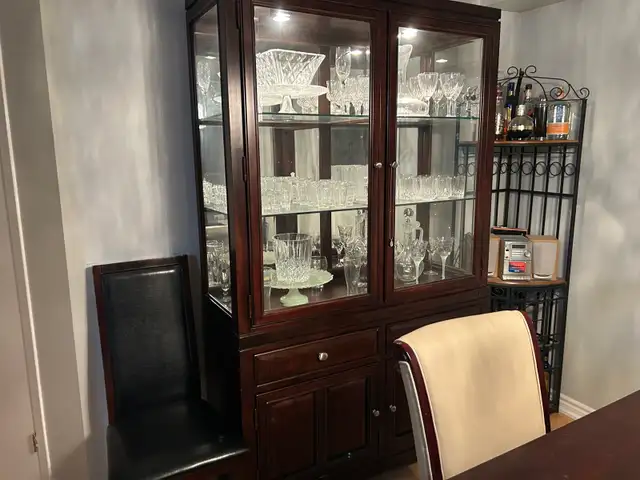 Nice dining room set - Photo 3
