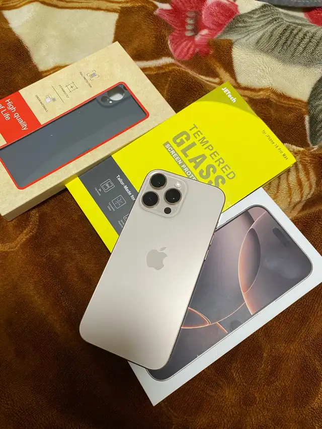 iPhone 16 Pro Max Titanium Desert Titanium 256GB - Photo 7