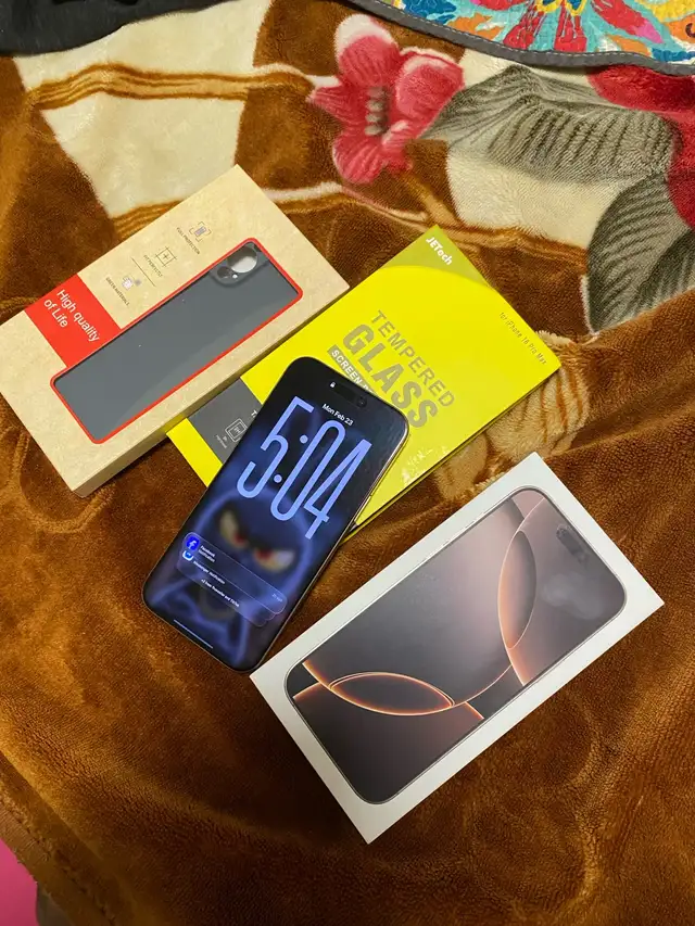 iPhone 16 Pro Max Titanium Desert Titanium 256GB - Photo 9