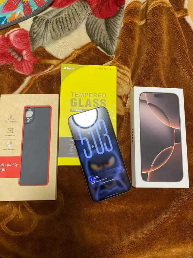 iPhone 16 Pro Max Titanium Desert Titanium 256GB - Photo 10