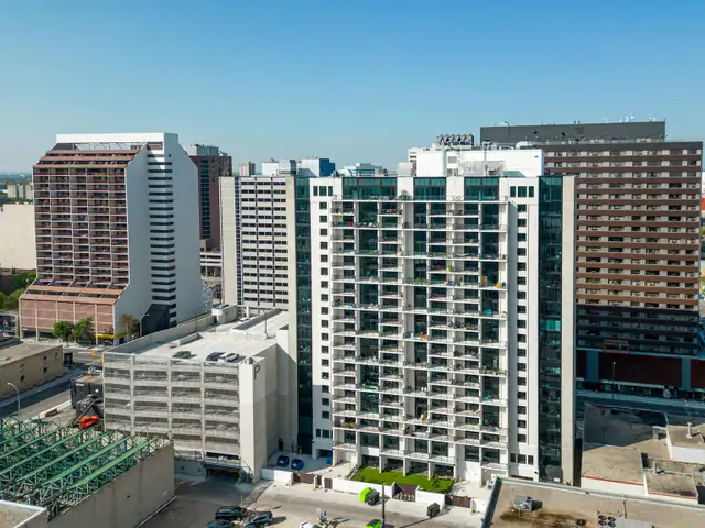 Sublet apartment in downtown Winnipeg - Photo 10