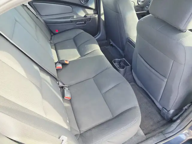 2008 Pontiac Grand Prix Mechanically Sound with Low KM - Photo 9