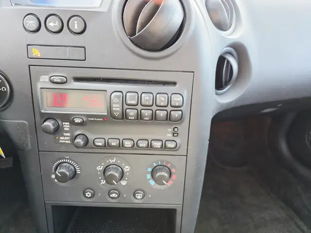 2008 Pontiac Grand Prix Mechanically Sound with Low KM - Photo 12