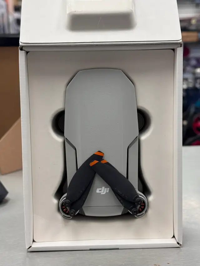 DJI Mini 4K Drone - Photo 2