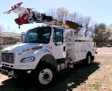 2013 Freightliner M2-106 Altec DL45-BR Digger Derrick - Photo 2