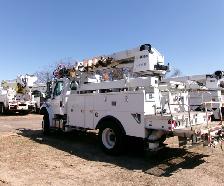 2013 Freightliner M2-106 Altec DL45-BR Digger Derrick - Photo 4