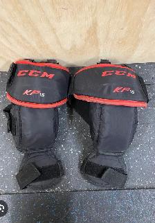 CCM KP1.5 Junior Goalie Knee Pads