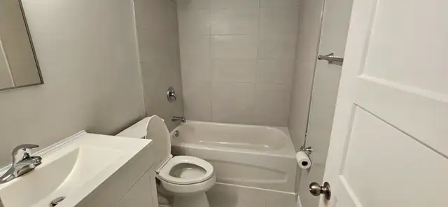 Grand 4 ½ rénové à louer Pointe-Aux-Trembles $1500/mois - Photo 6