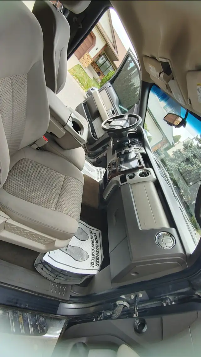 2010 Ford F150 - Photo 6