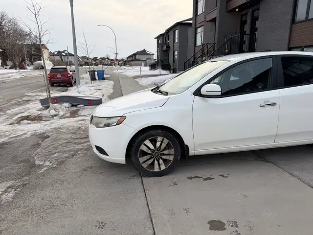 Kia Forte 2013 Manuel – - Photo 2