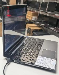 Laptop Toshiba Satellite i7-4700M 8Go SSD 240Go HDMI GT740M - Photo 2