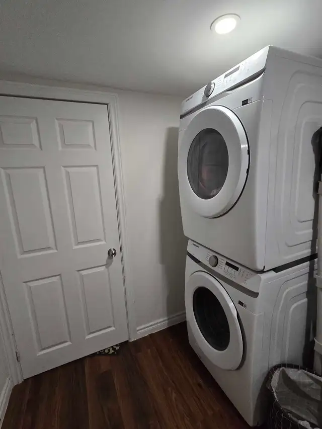 1 Room with private washroom and kitchen for rent from Apri/1st - Photo 9