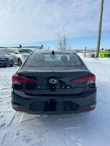 2020 Hyundai Elantra Preferred - Photo 3