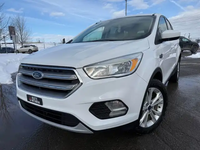 2017 Ford Escape 2017 FORD ESCAPE  , 4X4 ,  AUTOMATIQUE  ,  4 CY